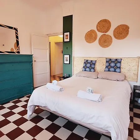 Private Apart For 4 Pax Apartment Granada